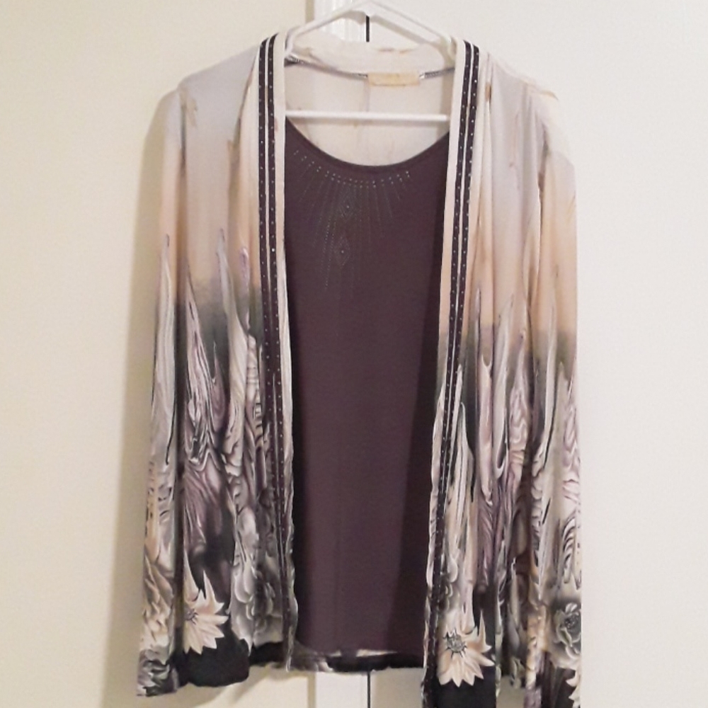 Bell bind classic blouse with nice jacket